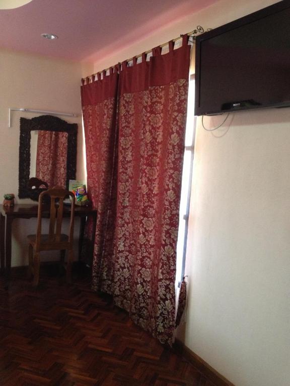 Chok-Wasana Guest House Mae Sariang Værelse billede